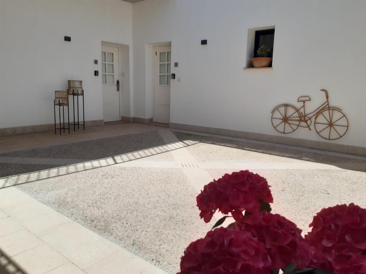Mater Ariany Hotel Exterior photo